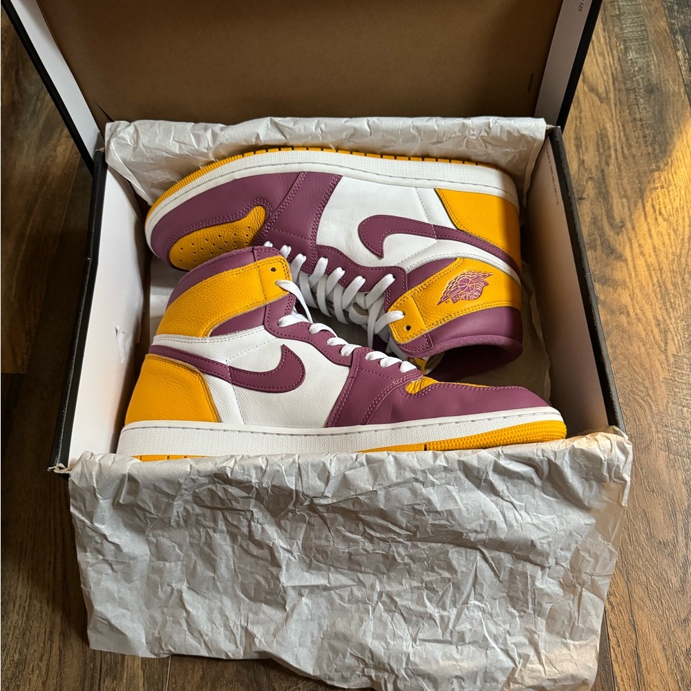 Retro 1 High “Brotherhood”